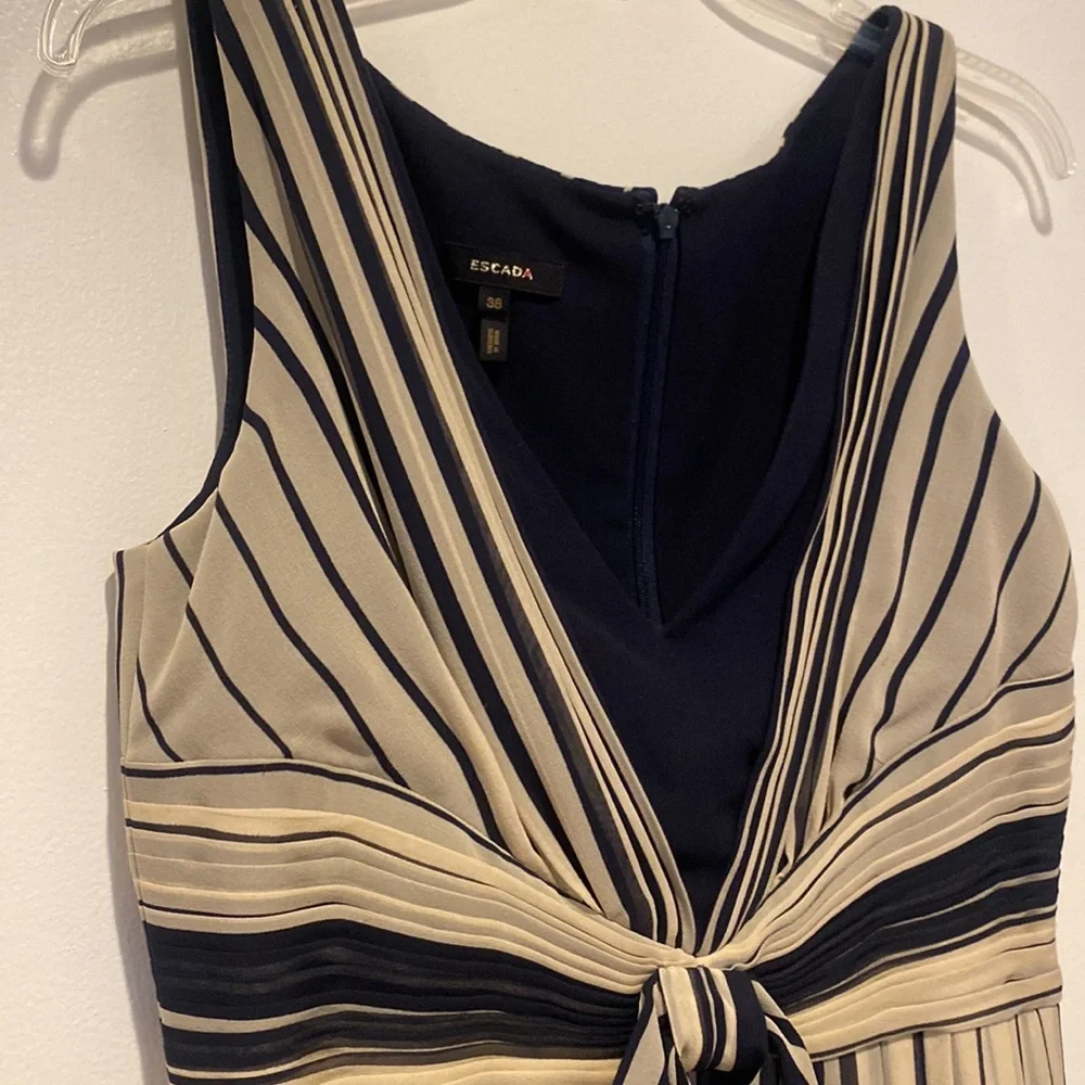 Authentic Escada dress - Picture 5 of 13